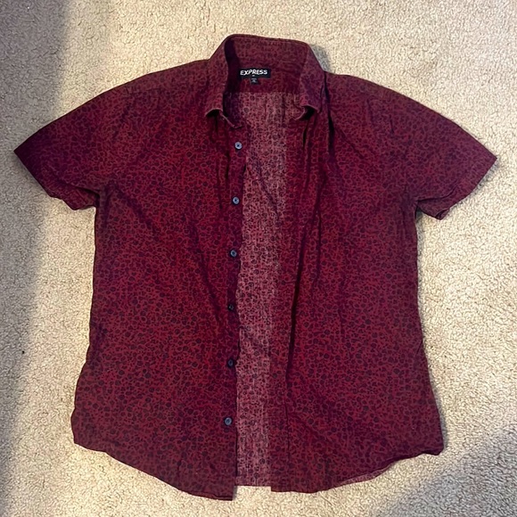 Red Floral Express Men’s Short Sleeved Shirt - Picture 1 of 3